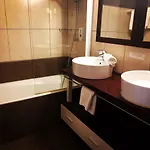 Hotel Les Colonnes Gréoux-les-Bains