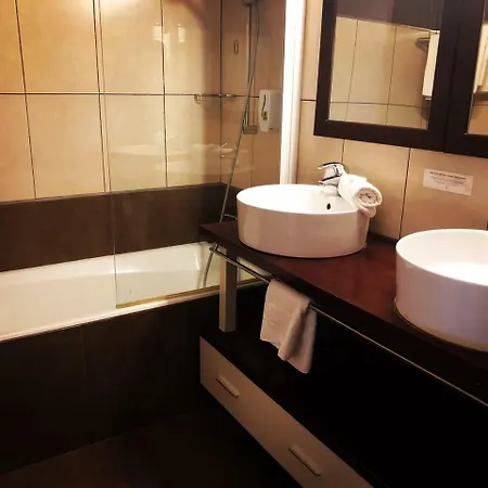 Hotel Les Colonnes Gréoux-les-Bains